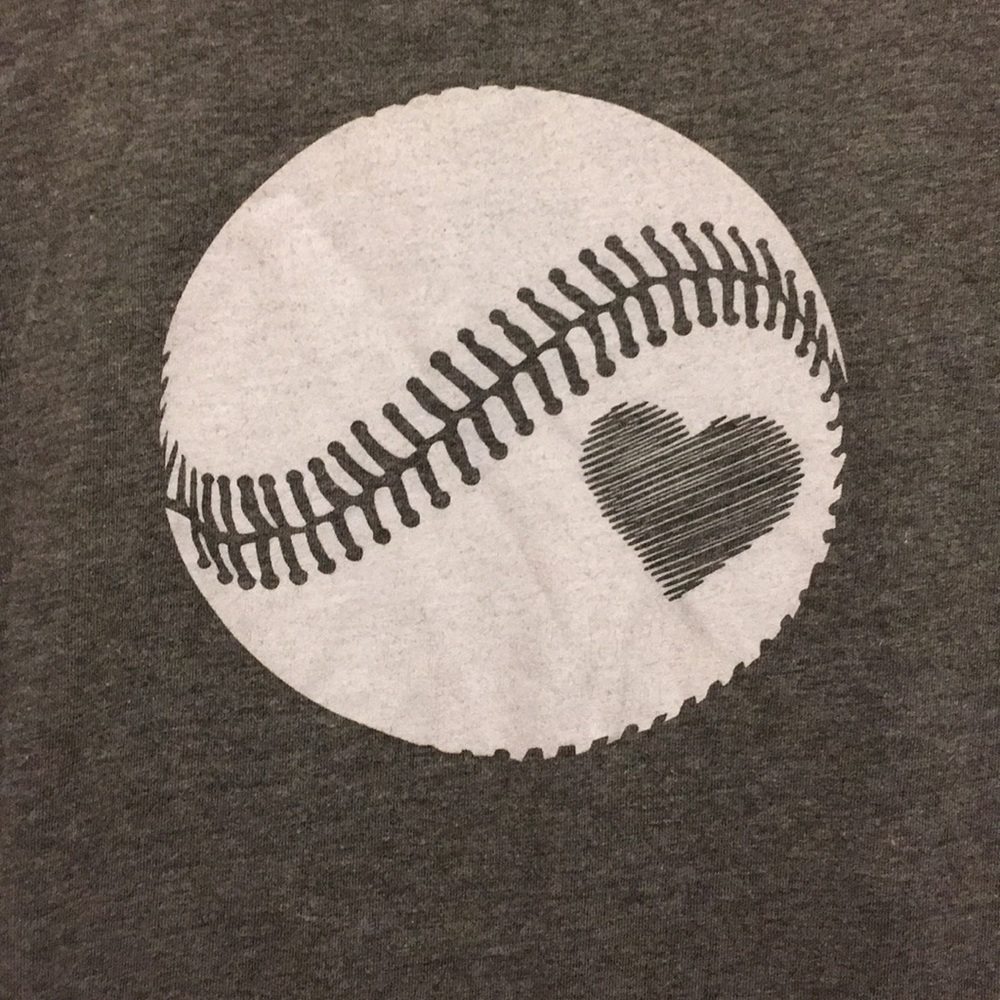 Baseball love T-shirt⚾️💗⚾️💗